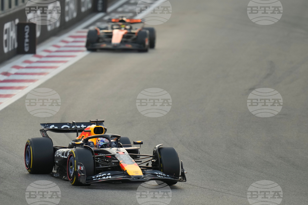 Abu Dhabi F1 GP Auto Racing