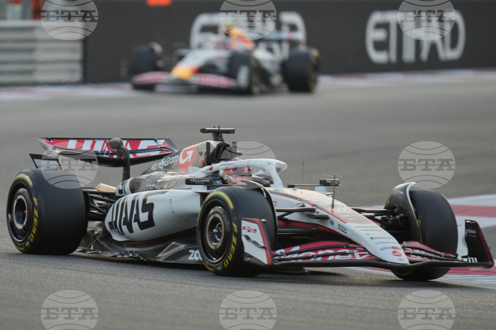 Abu Dhabi F1 GP Auto Racing