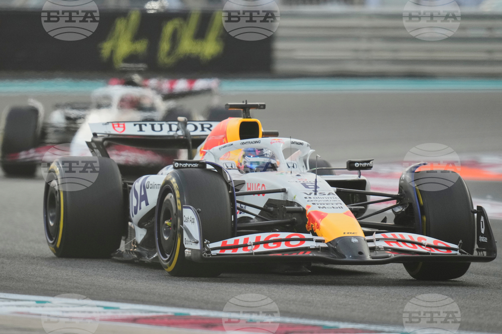 Abu Dhabi F1 GP Auto Racing