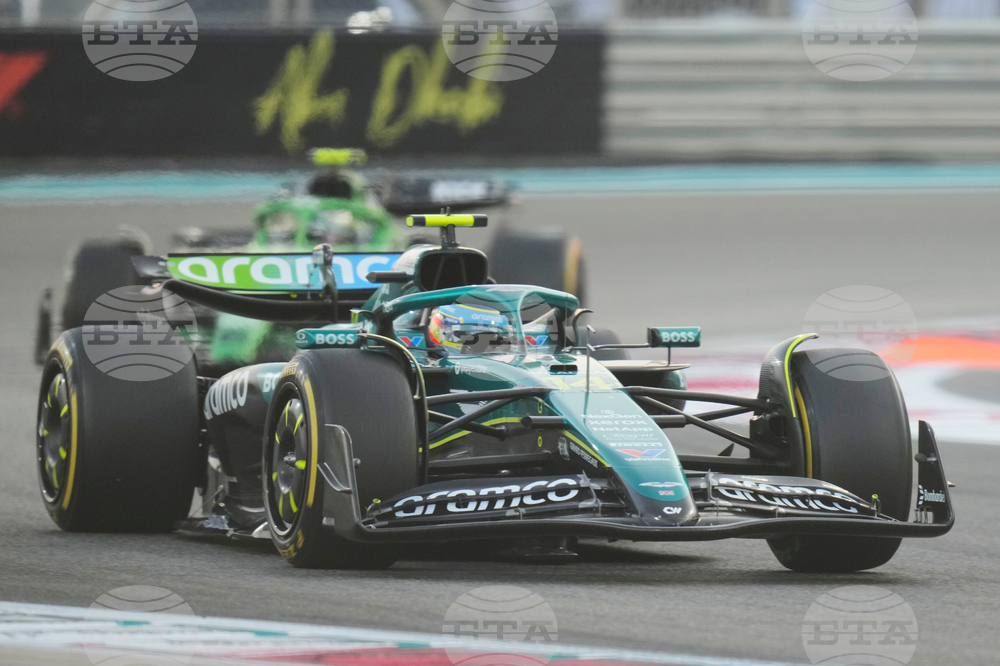 Abu Dhabi F1 GP Auto Racing