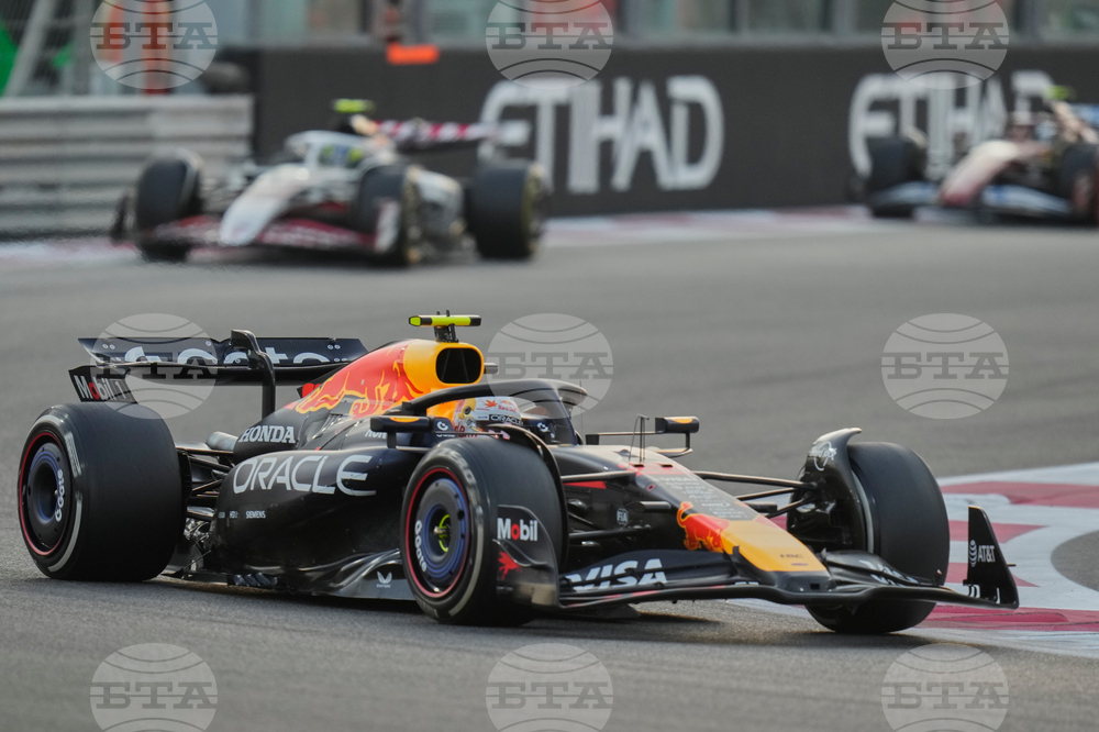 Abu Dhabi F1 GP Auto Racing