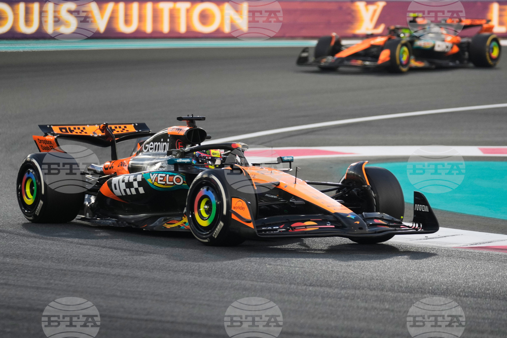 Abu Dhabi F1 GP Auto Racing