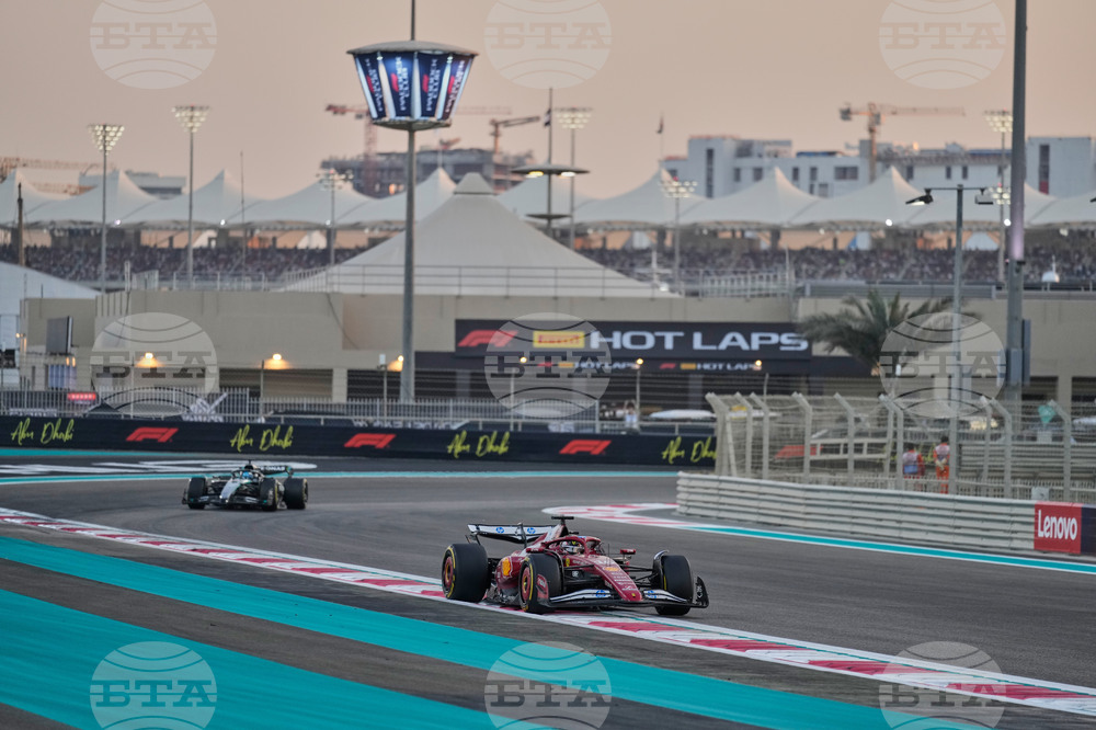 Abu Dhabi F1 GP Auto Racing