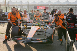 Abu Dhabi F1 GP Auto Racing