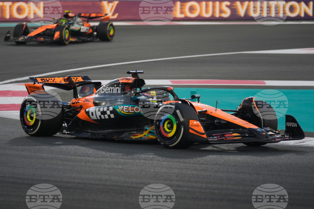 Abu Dhabi F1 GP Auto Racing