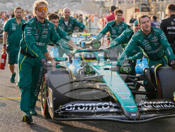 Abu Dhabi F1 GP Auto Racing