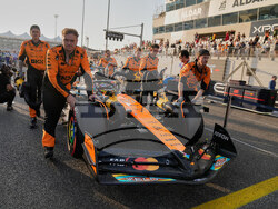 Abu Dhabi F1 GP Auto Racing