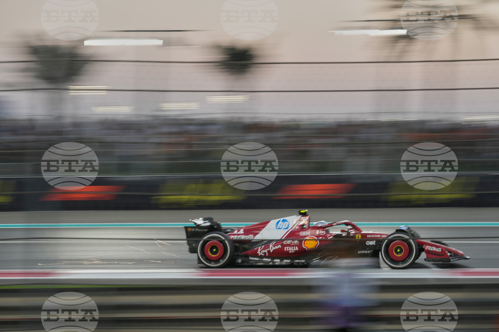 Abu Dhabi F1 GP Auto Racing