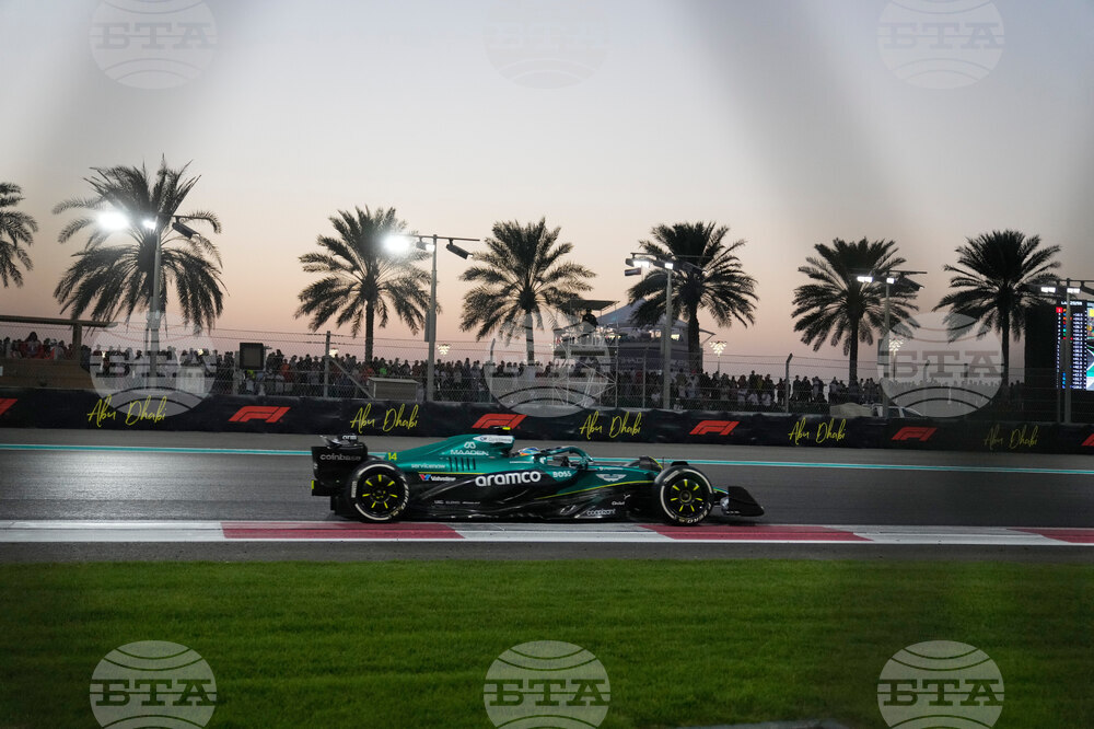 Abu Dhabi F1 GP Auto Racing