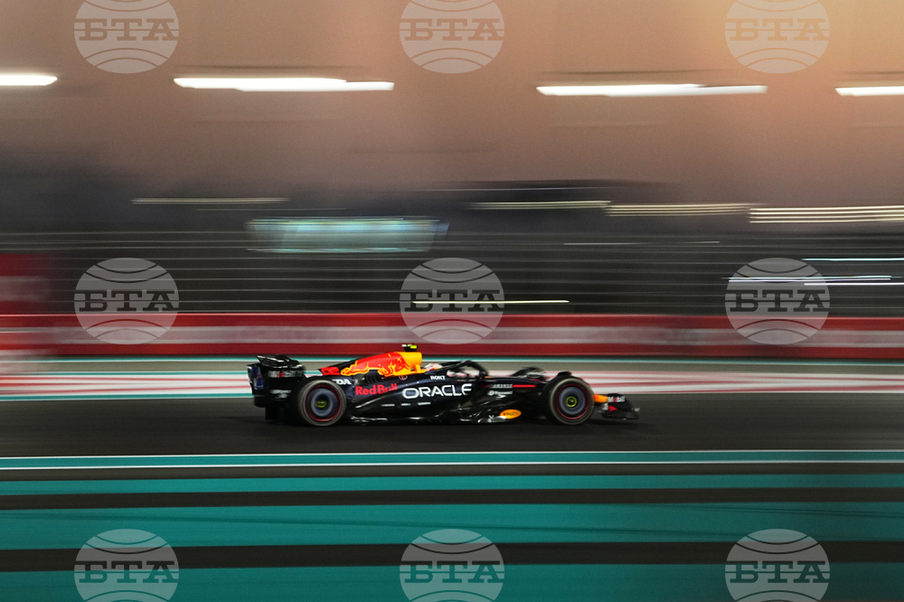 Abu Dhabi F1 GP Auto Racing