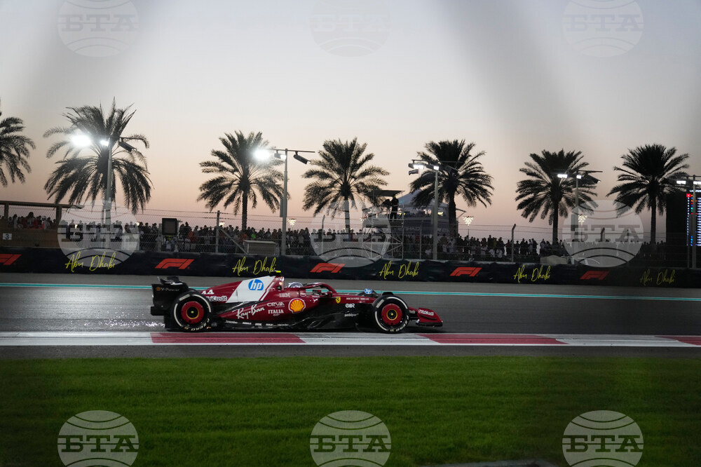 Abu Dhabi F1 GP Auto Racing