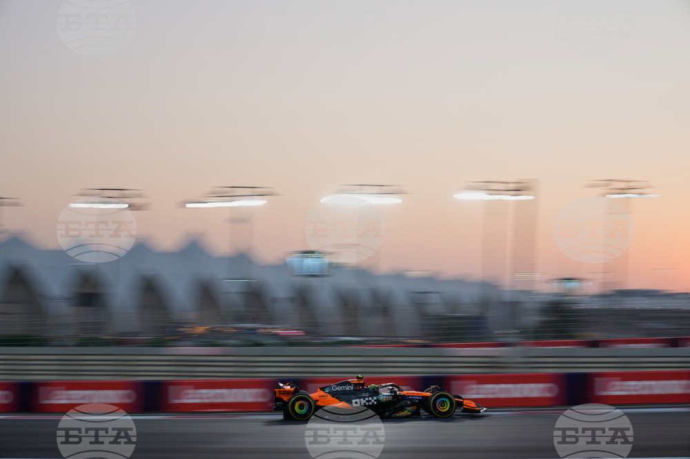 Abu Dhabi F1 GP Auto Racing