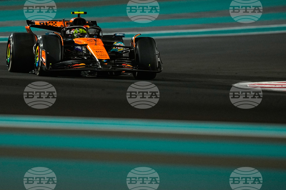 Abu Dhabi F1 GP Auto Racing