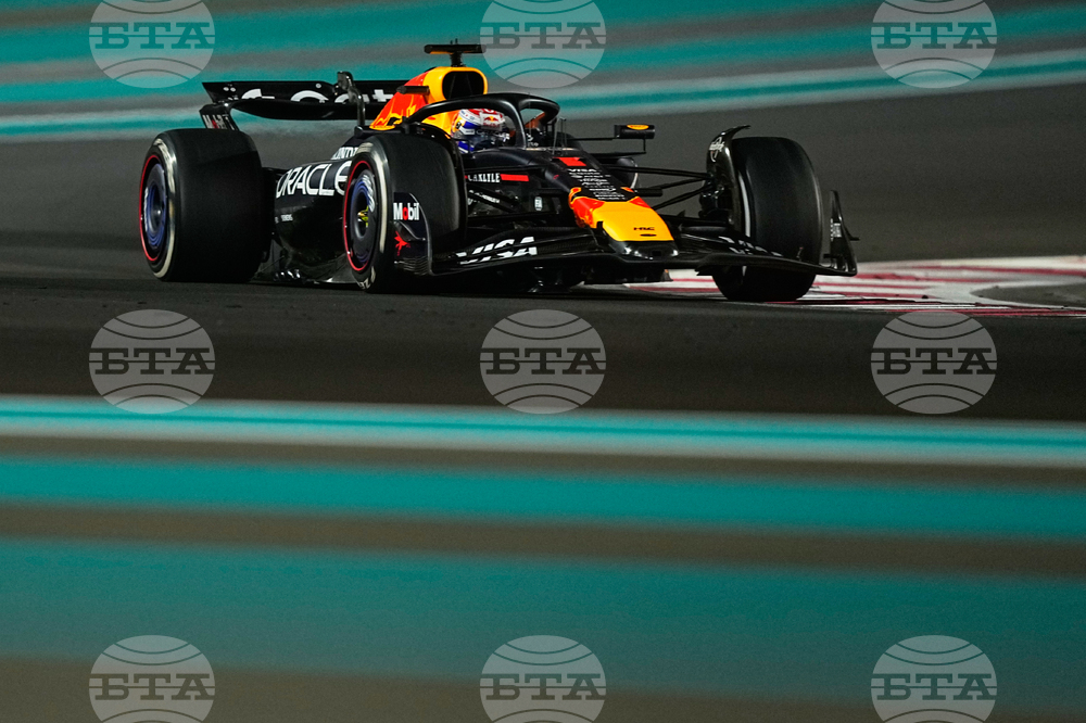 Abu Dhabi F1 GP Auto Racing