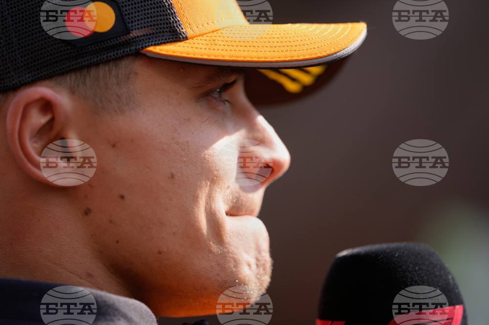 Abu Dhabi F1 GP Auto Racing