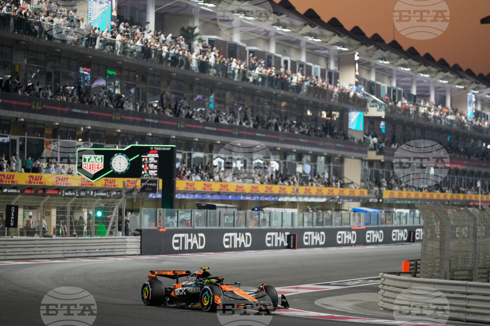 Abu Dhabi F1 GP Auto Racing