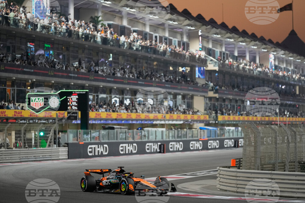 Abu Dhabi F1 GP Auto Racing