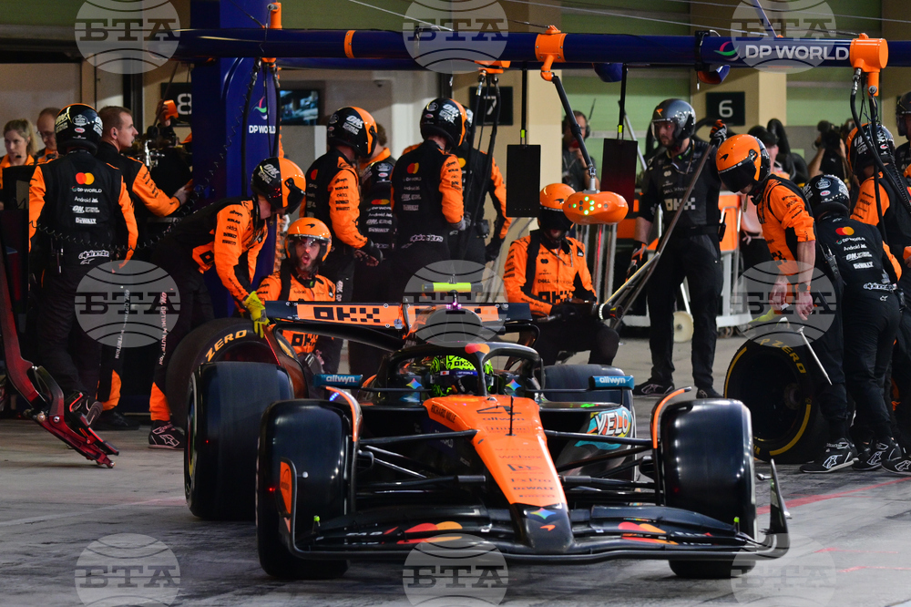 Abu Dhabi F1 GP Auto Racing