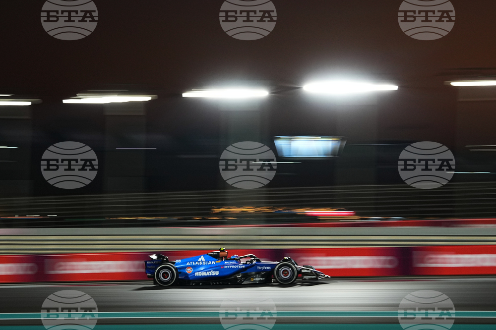 Abu Dhabi F1 GP Auto Racing