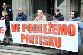 Сърбия - съдии, прокурори, студенти - протест