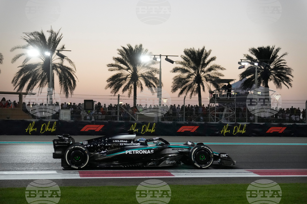 Abu Dhabi F1 GP Auto Racing