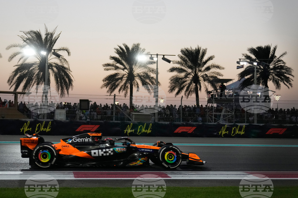 Abu Dhabi F1 GP Auto Racing