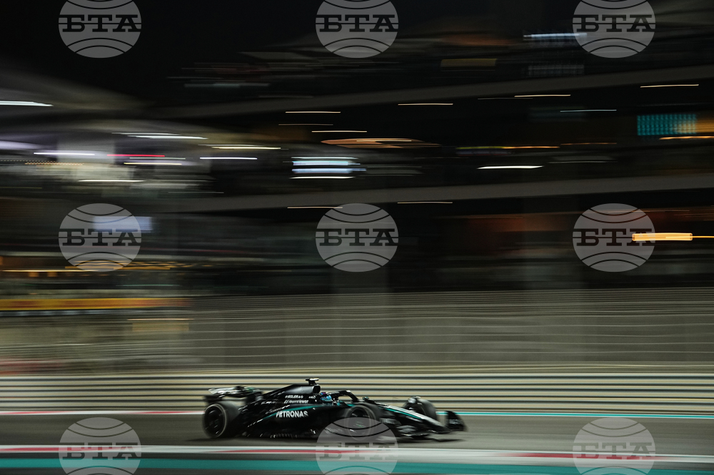 Abu Dhabi F1 GP Auto Racing