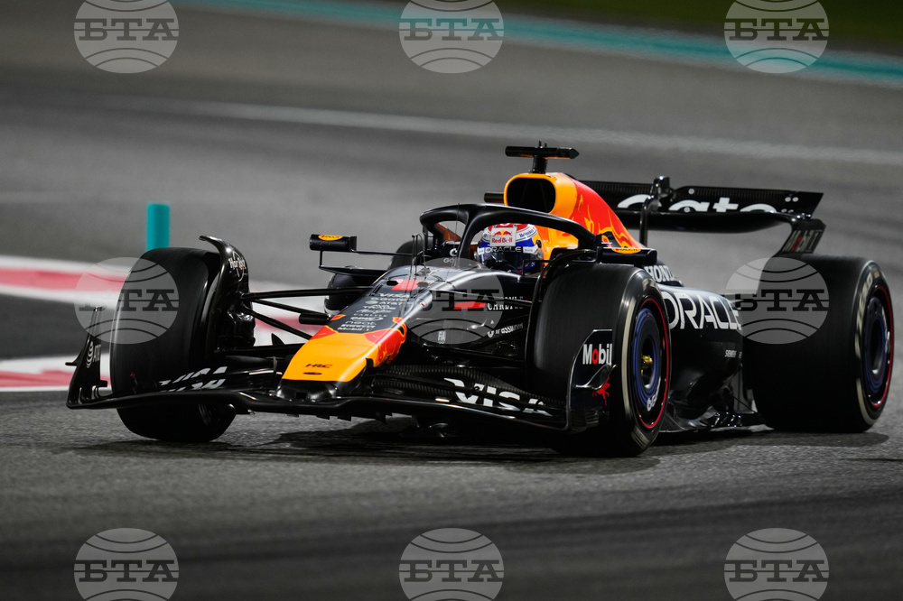 Abu Dhabi F1 GP Auto Racing