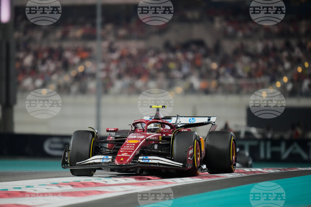 Abu Dhabi F1 GP Auto Racing