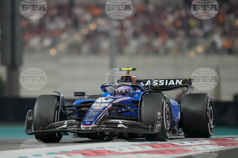 Abu Dhabi F1 GP Auto Racing