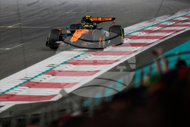 Abu Dhabi F1 GP Auto Racing