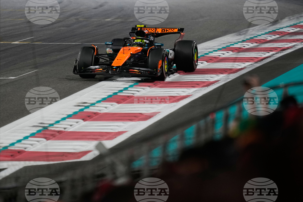 Abu Dhabi F1 GP Auto Racing