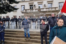 Враца - протест - оставка