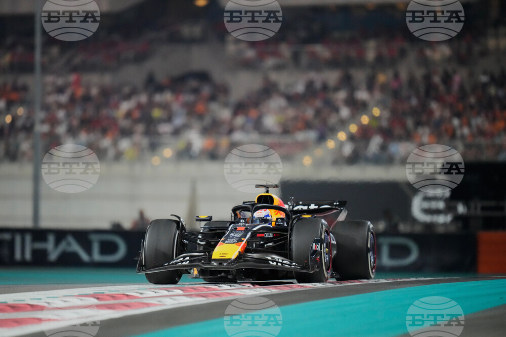 Abu Dhabi F1 GP Auto Racing
