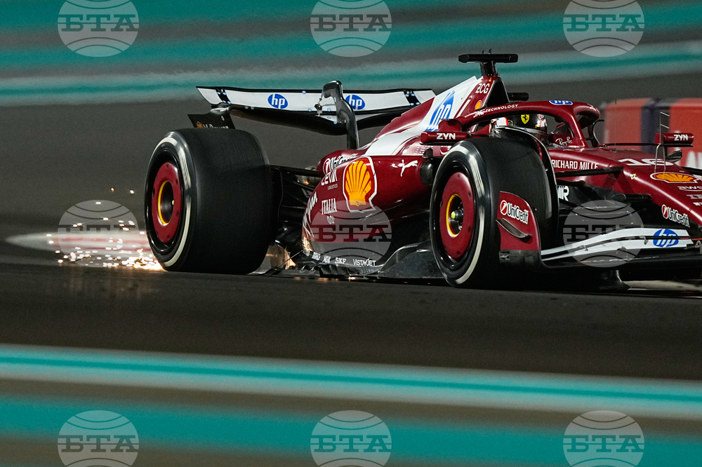 Abu Dhabi F1 GP Auto Racing