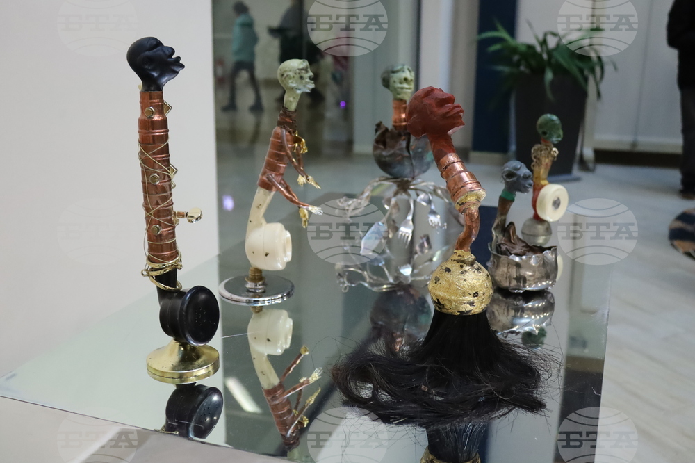 Румъния - Букурещ - Коледен дипломатически благотворителен базар