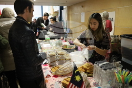 Румъния - Букурещ - Коледен дипломатически благотворителен базар