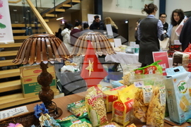 Румъния - Букурещ - Коледен дипломатически благотворителен базар