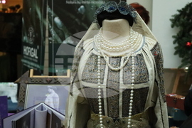 Румъния - Букурещ - Коледен дипломатически благотворителен базар