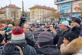 Враца - протест - оставка