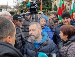 Враца - протест - оставка