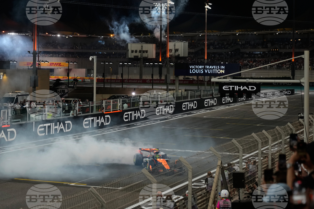 Abu Dhabi F1 GP Auto Racing