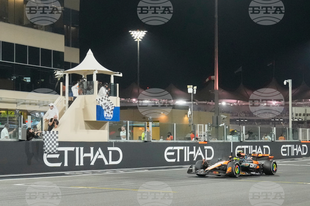 Abu Dhabi F1 GP Auto Racing