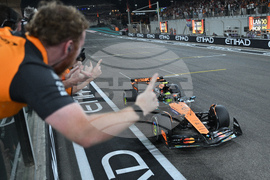 Abu Dhabi F1 GP Auto Racing