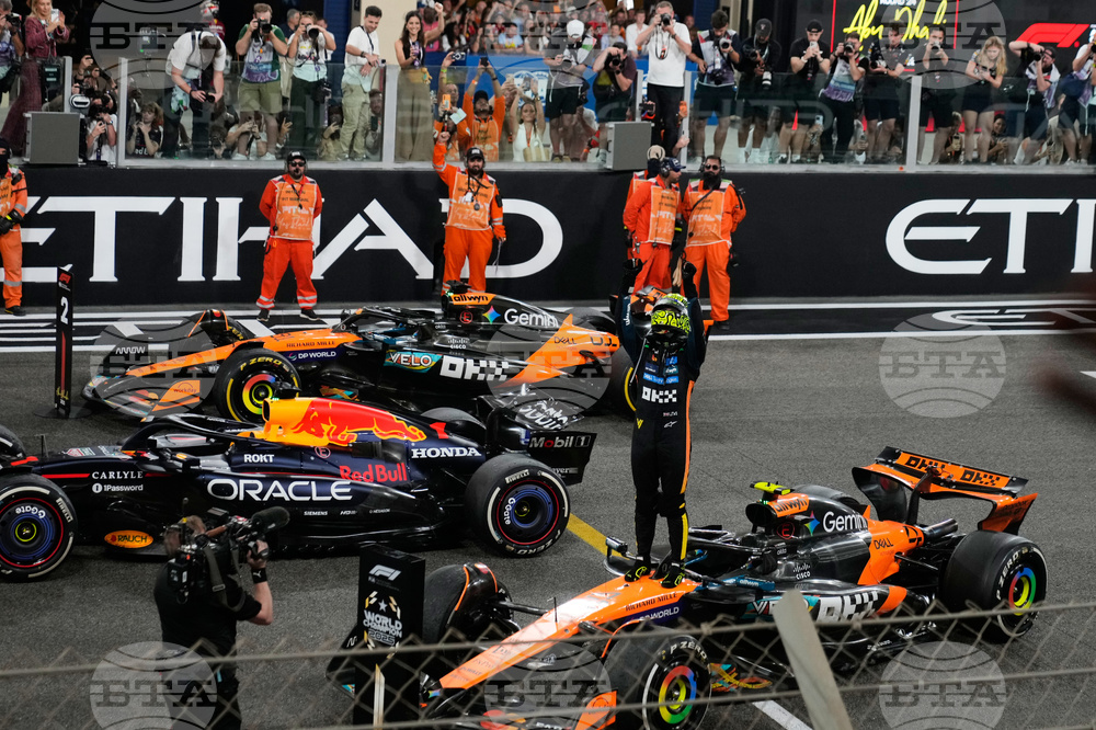 Abu Dhabi F1 GP Auto Racing