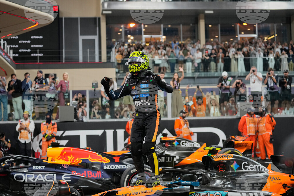 Abu Dhabi F1 GP Auto Racing