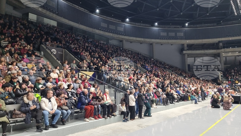 Русе - „Коледно надиграване“ - танцьори