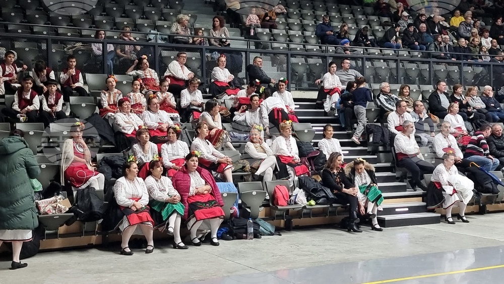 Русе - „Коледно надиграване“ - танцьори