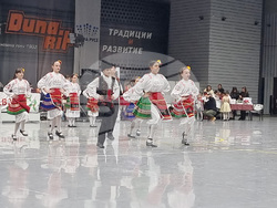 Русе - „Коледно надиграване“ - танцьори