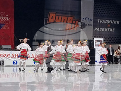 Русе - „Коледно надиграване“ - танцьори